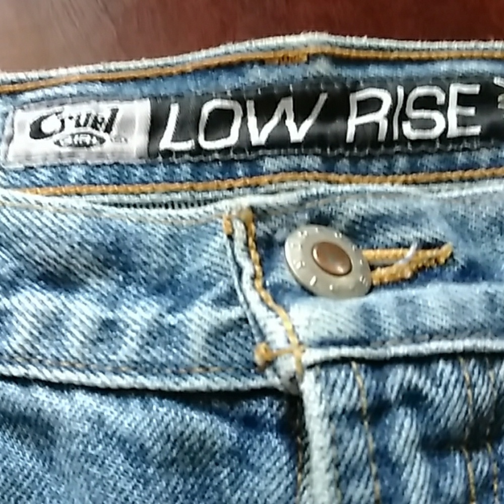 Jeans - Picture 2 of 4